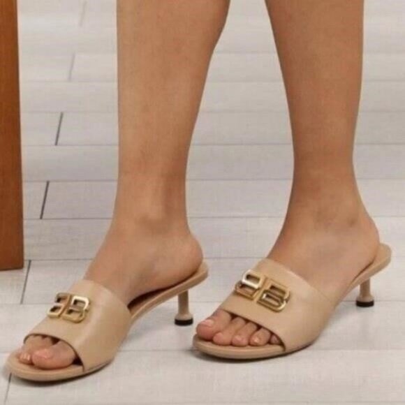 New Authentic- BALENCIAGA Groupie BB Logo Slide Sandal - Seashell/ Gold Size395 - Picture 1 of 14